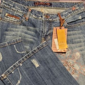 Women's Embroidery Distressed Jeans